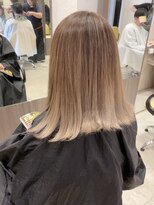 ヘアーサロンヴォイス 大野城店(Hair Salon Voice)&nbsp;パールアッシュベージュ、グラデーション