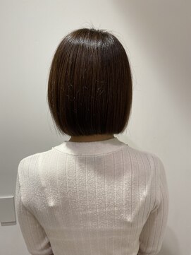 アリーズ シブヤ(ALLYS shibuya) ぱっつんボブ ブラウンカラー ナチュラル