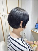 伸ばしかけ襟足ギリギリショートボブ