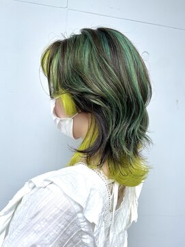 カリーナコークス 原宿 渋谷(Carina COKETH) グリーン/ウルフカット/インナーカラー/ダブルカラー/オージュア