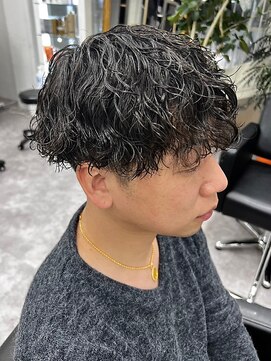 リア(riah) メンズ/ニュアンス/波巻き/ツイストスパイラルパーマ