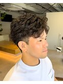 ツーブロ七三リバースパーマスタイル