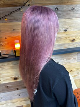 フロー 新宿(FLOW) ピンク！ピンク！