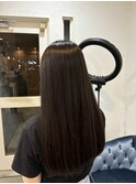 しっとりツヤストレート