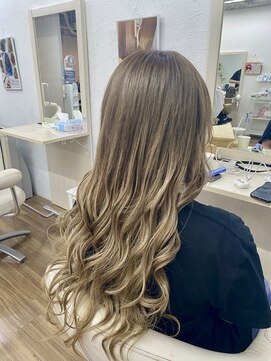 グロス 心斎橋(GLOSS) 【GLOSS心斎橋】明るめベージュカラー