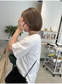 ベージュカラー