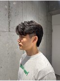 自然な毛流れでラフにキマるセンターパート×ニュアンスパーマ