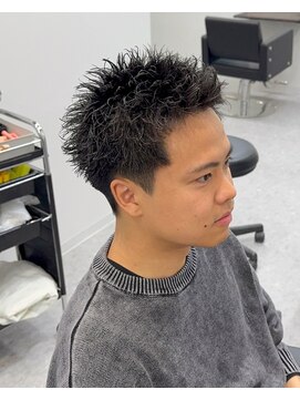 ブライト(BRIGHT) スパイキーショートスパイキーパーマ