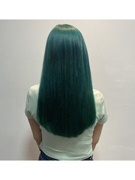 フツーロ 栄(FUTURO) プルエクステ