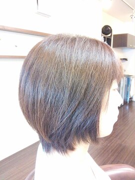 ヘアメイク ビス(Hair Make Bis.) 大人のショートボブ