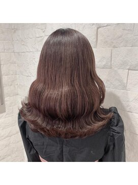 ワット 新宿店 【担当yumi】メルティピンク