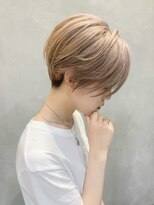 トルネード(TORNADO) 前下がり丸み刈り上げショートミルクティーベージュカラーK08-07