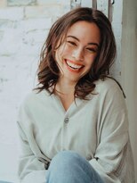 アデリタ(Adelita)&nbsp;くせ毛さんミディ