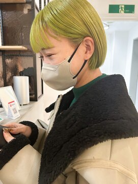 アイヴィー(IVY) ケアブリーチ　ペールグリーンカラー　ボブモードヘア[村上雅人]