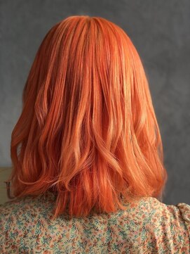 ヘアーデザイン ディードット ウル(D. ulu) アプリコットオレンジ