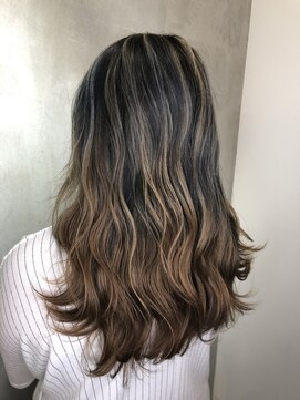 ルッソ チアロ(Lusso chiaro) デザインカラー/ダークグレージュ◎30代40代50代