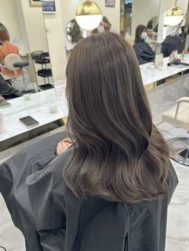 シェノン サントル(CHAINON CENTRE) グレージュカラー/シルキーベージュ/斜めバング[梅田/大阪]