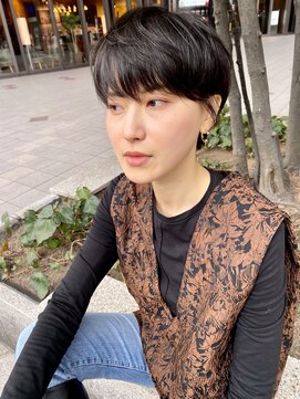 ハルキ ミナト ジャパン オオサカ(HARUKI MINATO japan OSAKA) 40代50代小顔似合わせカットくびレイヤーエモージュ大人可愛い