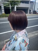 ピンクベージュ