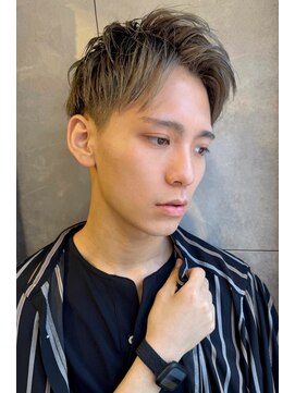 トルネード(TORNADO) アップバングハイトーンショート　n10.13