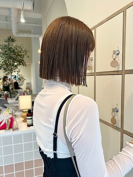 ピピバイヨーク(pipi, by yoke.) 透明感モカグレージュショート