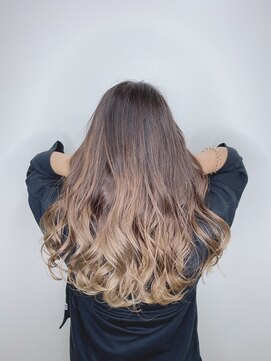 エーアイ 上石神井店(Ai) ハイライトカラー/くびれヘア/レイヤーパーマ[上石神井]