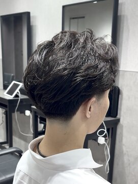 テクト バイアッシュ 吉祥寺店(Tect by Ash) 海外風テーパーフェードニュアンスパーマセンターパート