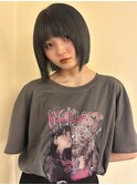 20代30代透明感暗髪アッシュブルーグレージュ丸みボブ