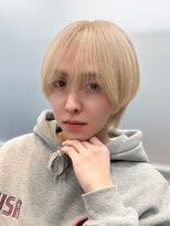 ジーナ 天神(Zina) ボブウルフ/ホワイトブロンド