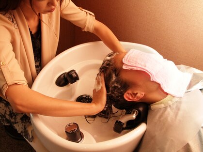 アド ヘア プレイス(adon hair place)の写真