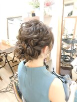 ロカット サロン(Roquat Salon)&nbsp;人気ウェーブシニヨンアレンジ【ヘアアレンジ　立川/立川南口】