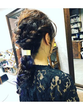 ルーツ(ROOTS) 編みおろしアレンジ