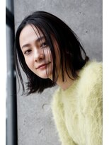 エインアンリー 表参道(AIN.ANLY.)&nbsp;小顔カットの耳かけボブ☆ハイライトカラーオリーブカラー