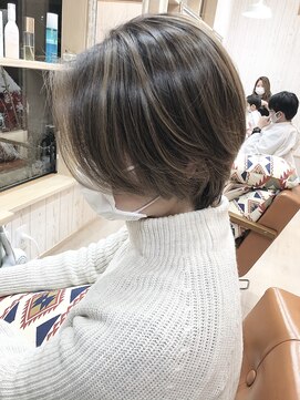 ルアナ(LUANA) ショートバレイヤージュ