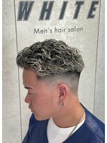 ホワイト(WHITE)&nbsp;極道パーマ/短髪パーマ/スキンフェード