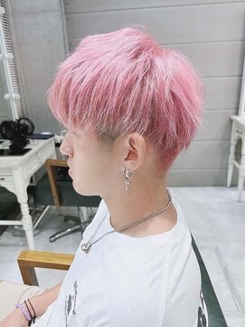 デイズ(days) ホワイトピンクカラーマッシュウルフショートツイストスパイラル