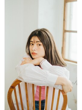 プリマ(PRIMA) ニュアンス抜け感×つや髪ロブ