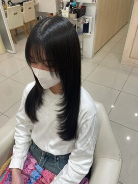 カペリベラ 寝屋川店(Capelli Bella) レイヤーカット