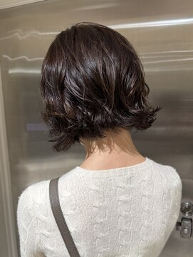 イマイ ケイアウラ(imaii k-aura) レイヤーボブ/パーマ/ナチュラルブラウンカラー