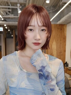 ノイカーム(noi Calm) 顔周りレイヤーカットグレージュカラーくびれボブベージュカラー