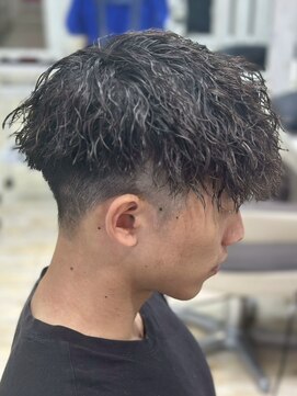 宇都宮men's波巻きスパイラルパーマ波巻きパーマセンターパート