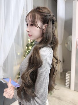 クム(kumu) 前髪カット/ヘアセット/レイヤーカット/韓国ヘア/透明感カラー