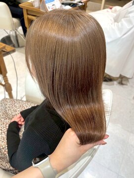 スペックホルダーミミ(Spec Holder mimi) デザインカラー美髪ベージュストレート