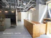 【styling chair】開放感のあるフロアで叶える、ゆとりのある施術空間。ゆったりお寛ぎいただけます。