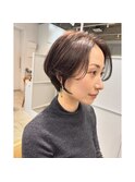 前髪長めハンサムショート