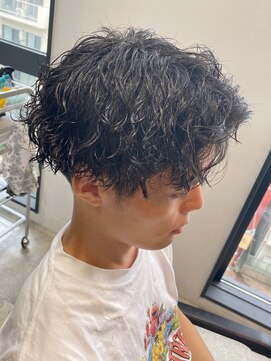 エリマ 横浜西口(elima) 刈り上げメンズカット大人ツイストスパイラルパーマ