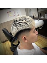 ヘアーサロンイーグル(Hair Salon Eagle)&nbsp;ミディアムクロップフェード