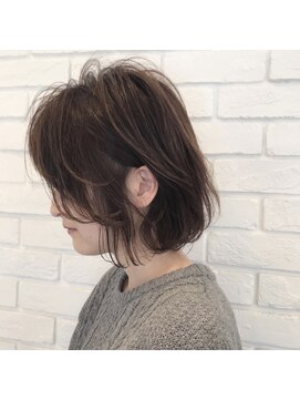 リリ(Riri) メッシーボブ