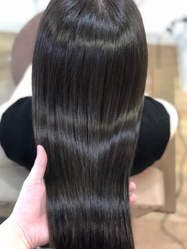 リス 恵比寿(Liss) 【Liss】『サファイアアッシュ×アディクシーカラー』艶カラー