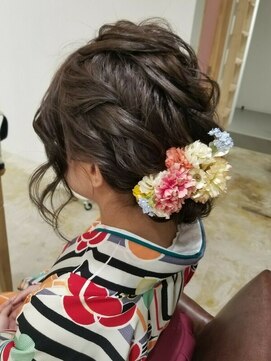 メルク(merc.) 卒業式♪ゆるふわ編み込み☆ヘアアレンジ